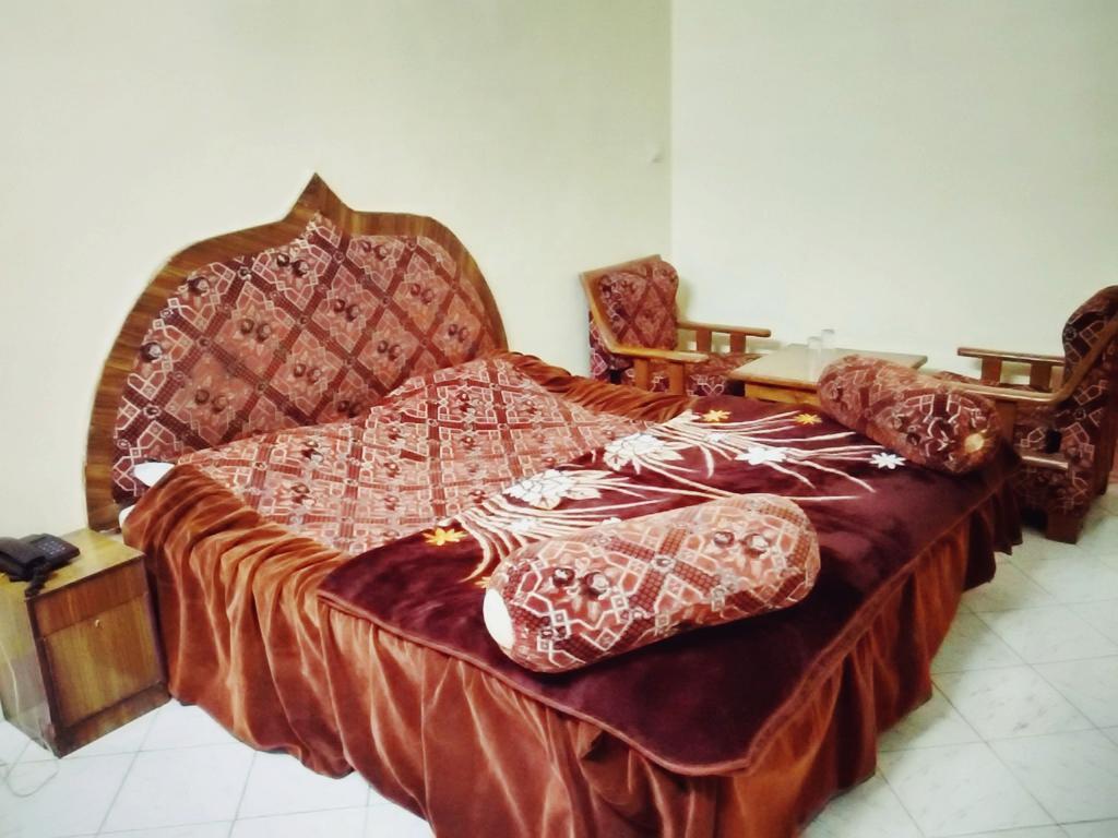 Hotel Rani Palace At Lake Fatehsagar Udaipur Exterior foto